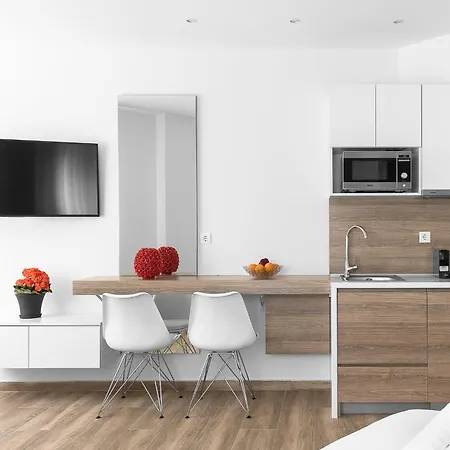 Hermes Suites, Ermou St, Nilie Hospitality Mgmt Apartment *